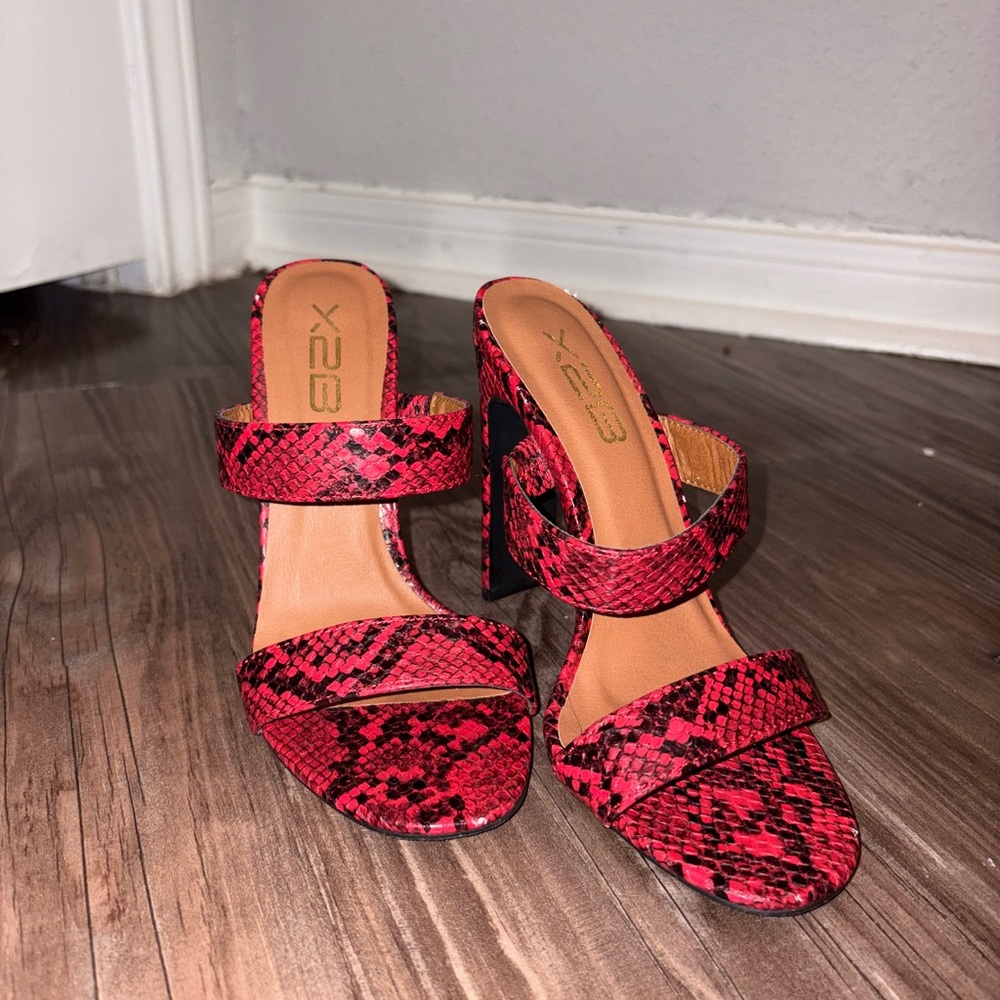 Red Snakeskin Pattern Women's Heels